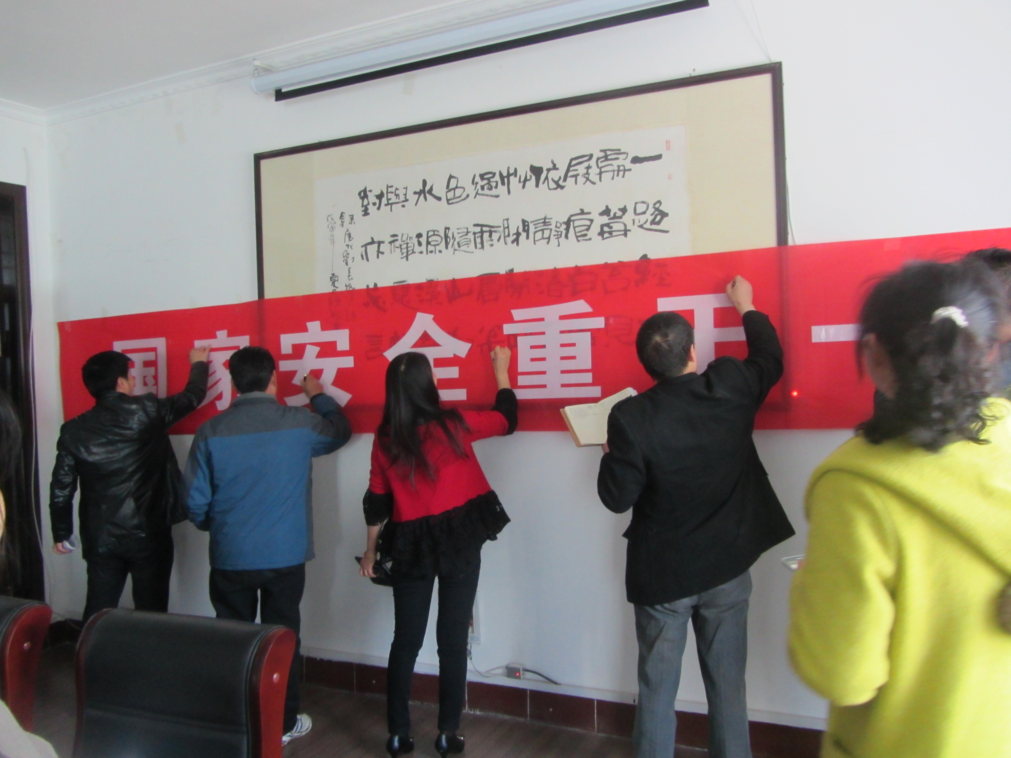 图1.jpg