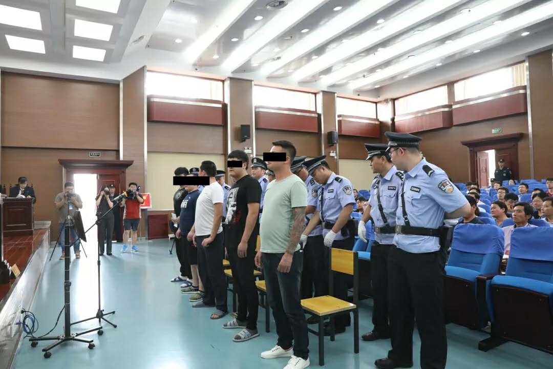 02.jpg